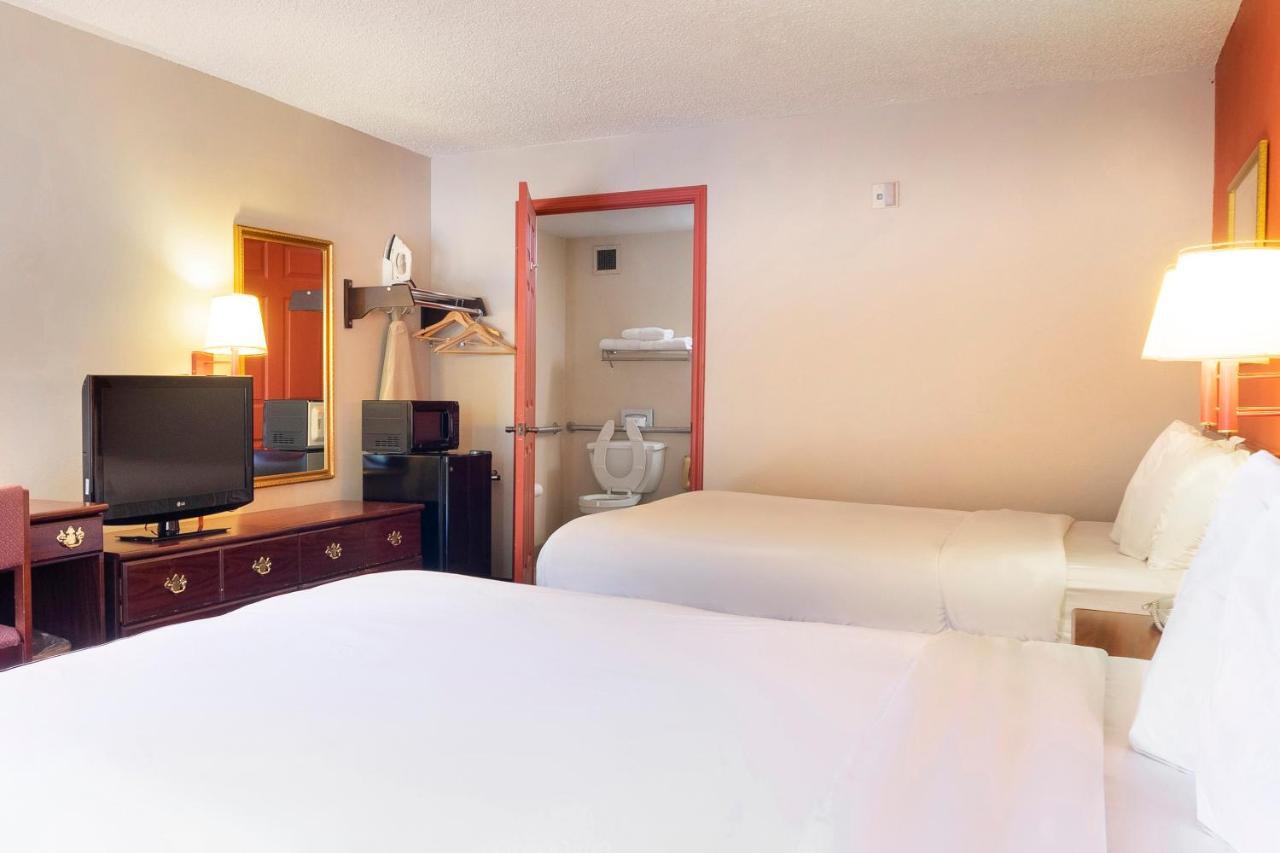 Days By Wyndham Hotel