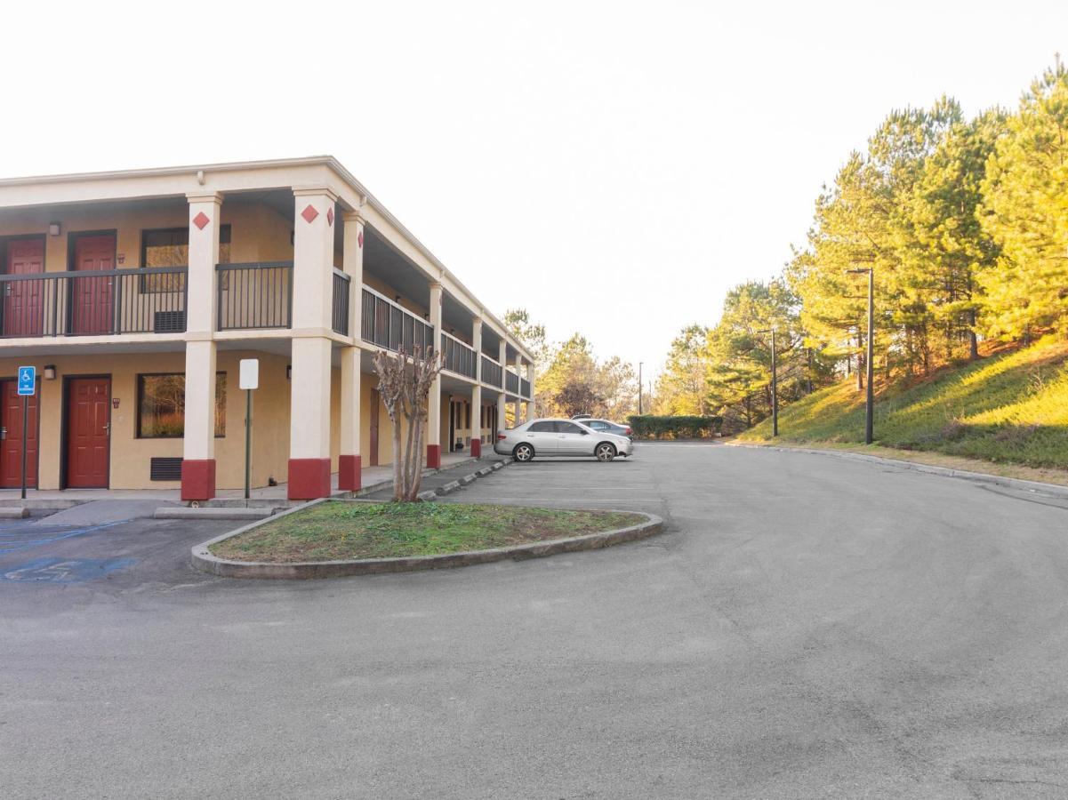 Hotel Days By Wyndham Adairsville