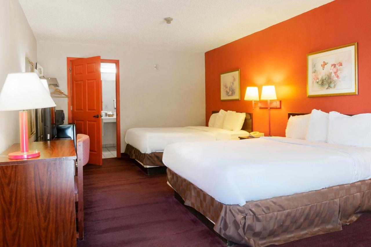 Days By Wyndham Hotel 2*